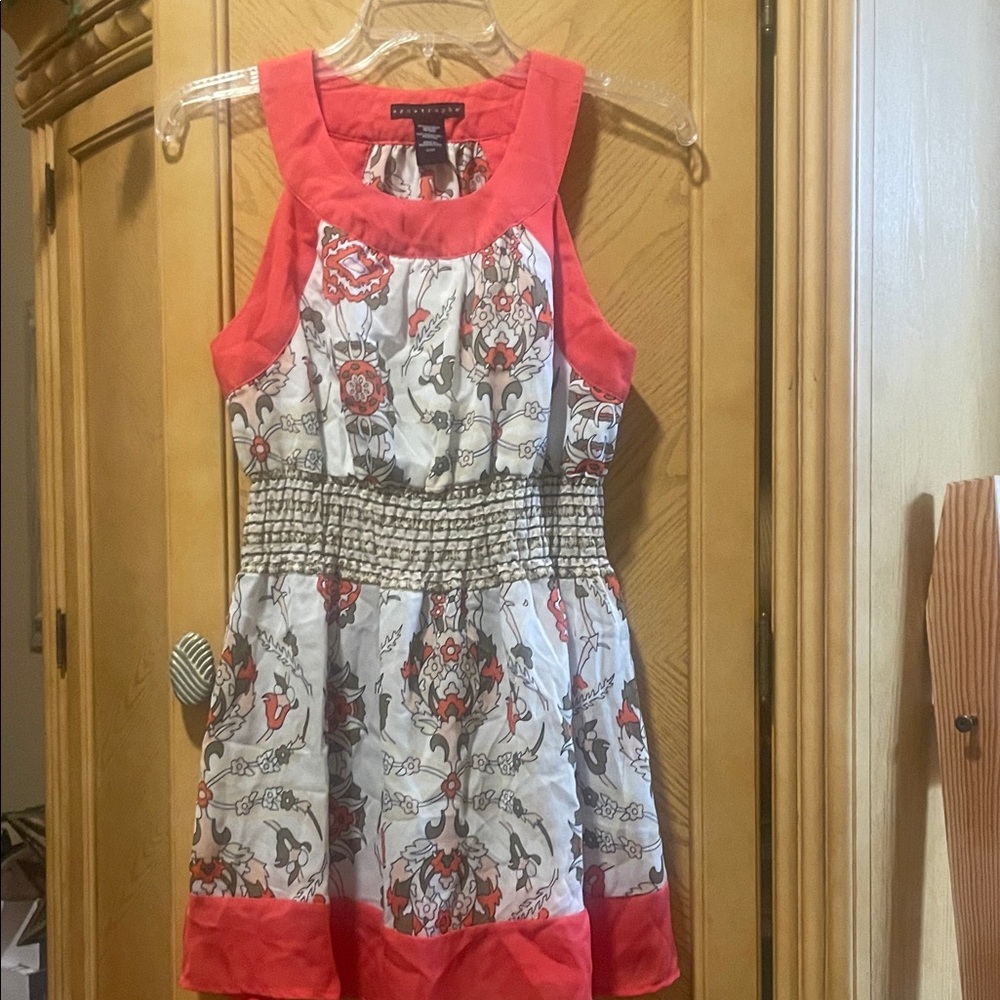 Apostrophe peplum tank size medium